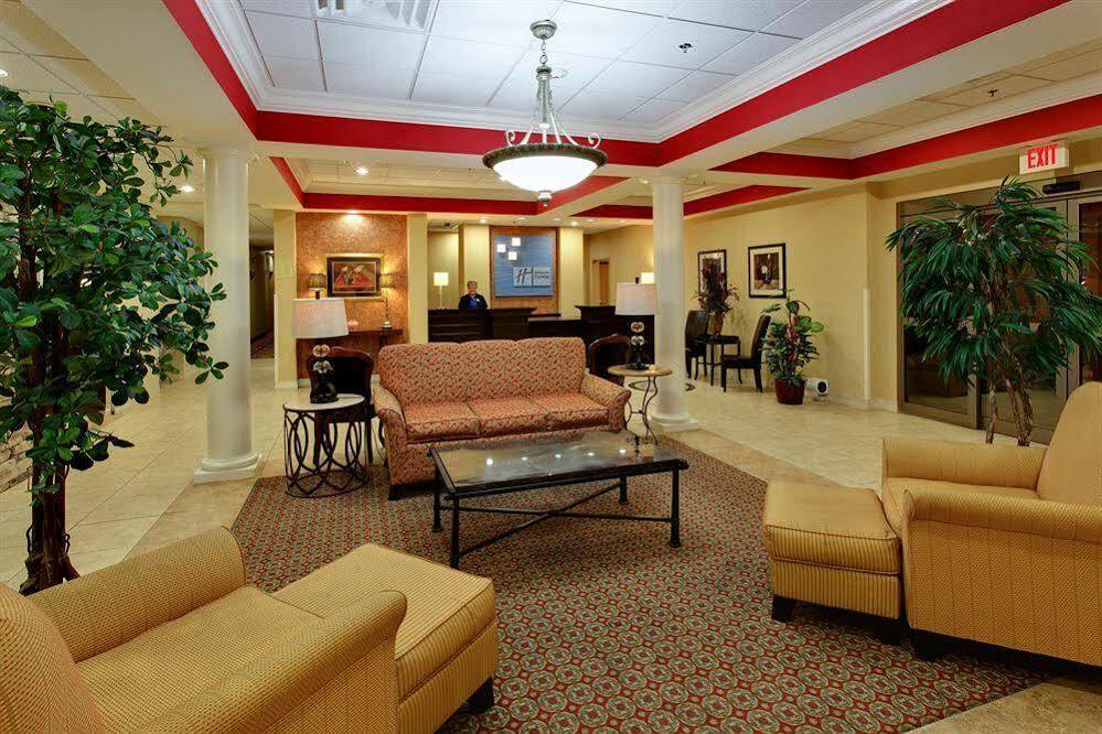 Holiday Inn Express & Suites Morristown By Ihg Exterior foto